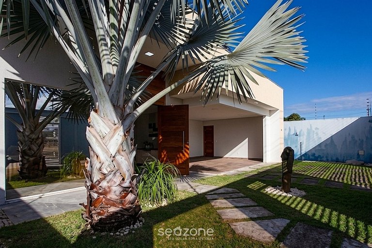 Casa em Cond. c/ Piscina e churrasq. MAM0007