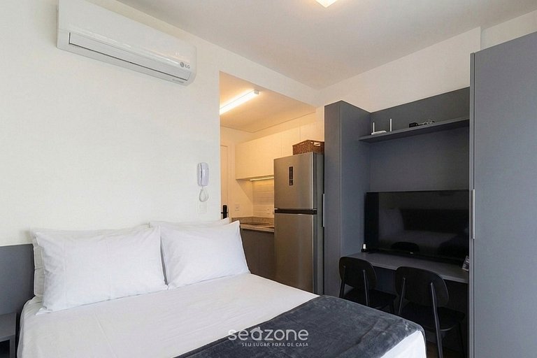 Studio Bem localizado em Cond. MAN0603