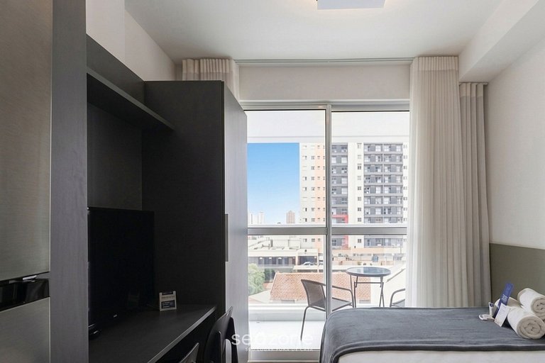 Studio Bien ubicado en Condo. MAN0603