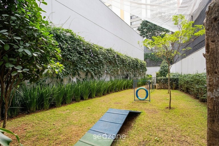 Studio Bem localizado em Cond. c/ Piscina SOM1406