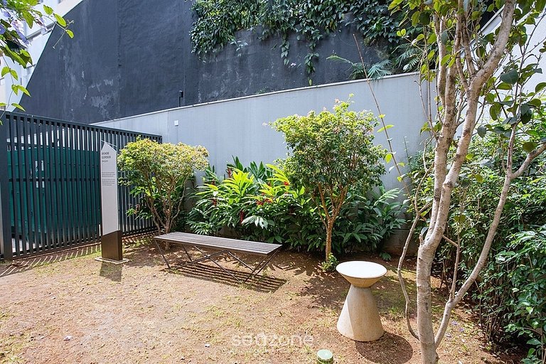 Studio Bem localizado em Cond. c/ Piscina SOM1406