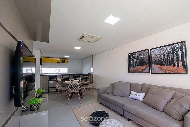 Casa c/ Varanda em Cond. c/ Piscina VIE0011