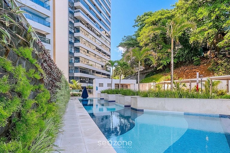 Apto. em Cond. c/ Piscina a 920m da Praia BCA1004