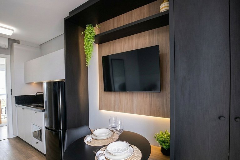 Studio em Cond. c/ Vista p/ Cidade UST0306