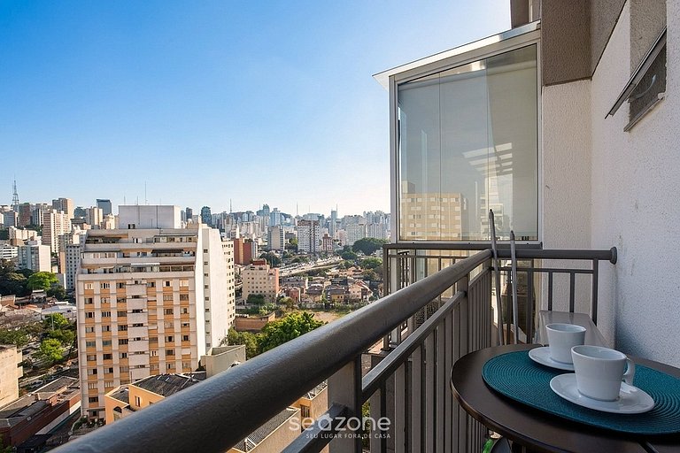 Studio c/ Terraza en Condo. c/ Piscina BVA1408