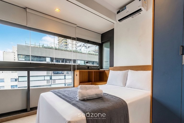 Studio en Condo. c/ Piscina FRE1008