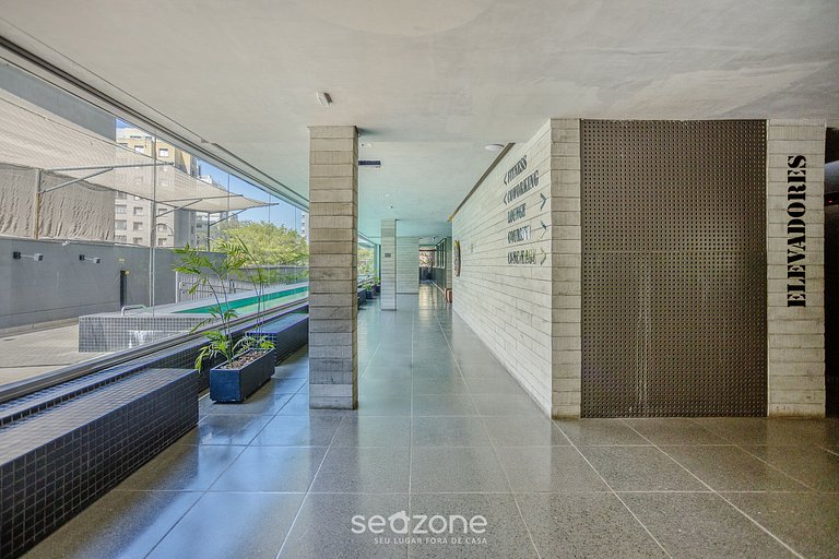 Studio em Cond. c/ Piscina e Vista Cid. FRE1008