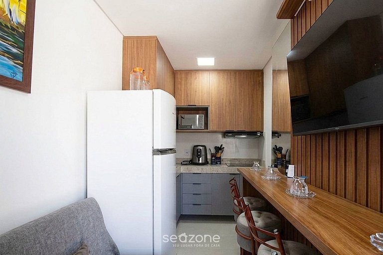 Studio en Condo. c/ Piscina BIP4003