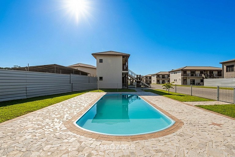 Studio em Cond. c/ Piscina BIP4003