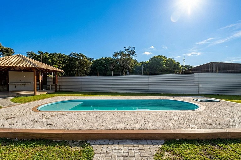 Studio em Cond. c/ Piscina BIP4003