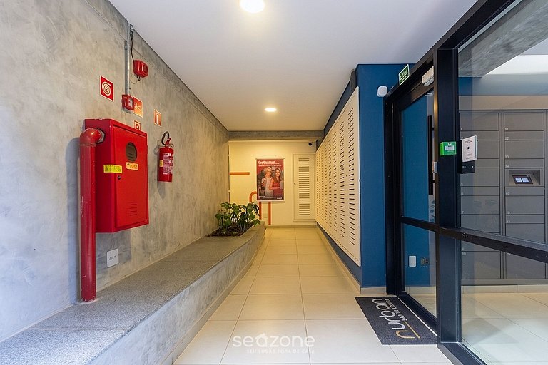 Estudio al lado del metro con piscina NUR0805