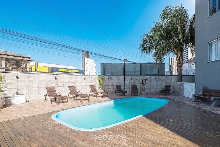 Apto. em Cond. c/ Piscina a 840m do Mar RLT0506