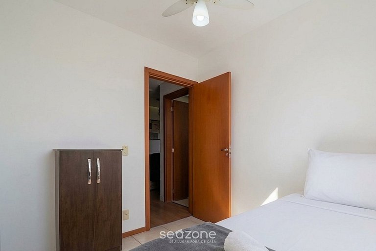 Apto. em Cond. c/ Piscina a 840m do Mar RLT0506