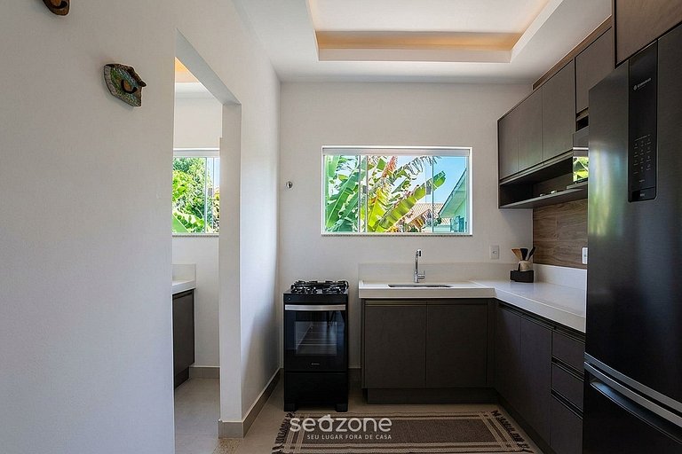 Apto. en Condo. c/ Piscina ARY0015