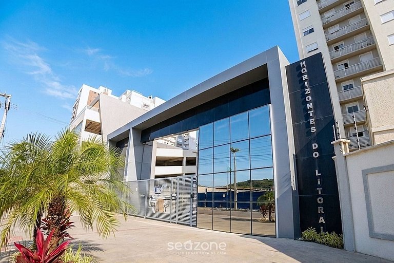 Apto. en Condo. c/ Piscina y Vista Mar HDL1403