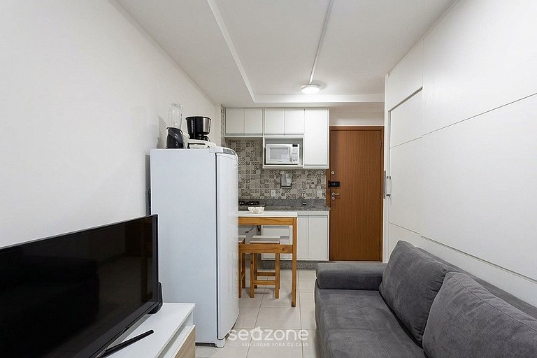 Apto. em Cond. c/ Vista p/ Cidade PNE0214