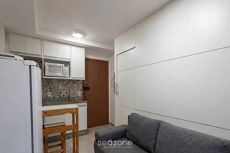 Apto. em Cond. c/ Vista p/ Cidade PNE0214