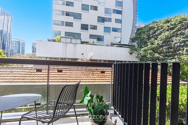 Apto. c/ Terraço em Cond. c/ Piscina FLI0022