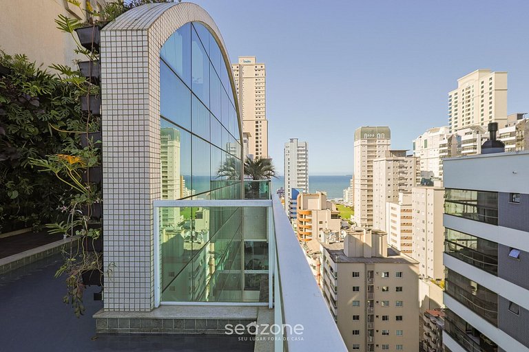 Apto. c/ piscina priv. a 560m da Praia HPE1102