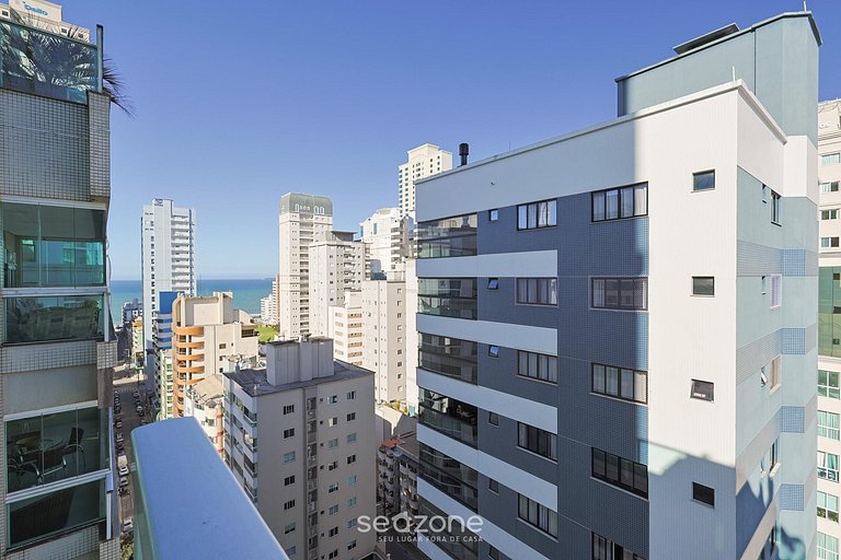 Apto. c/ piscina priv. a 560m da Praia HPE1102