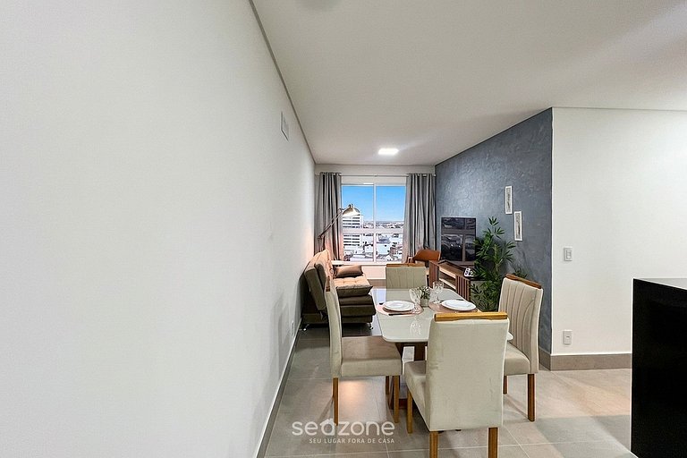 Apto. en Condo. c/ Piscina y Vista Cid. GRL0801