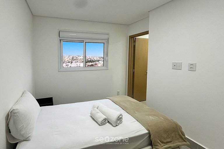 Apto. en Condo. c/ Piscina y Vista Cid. GRL0801