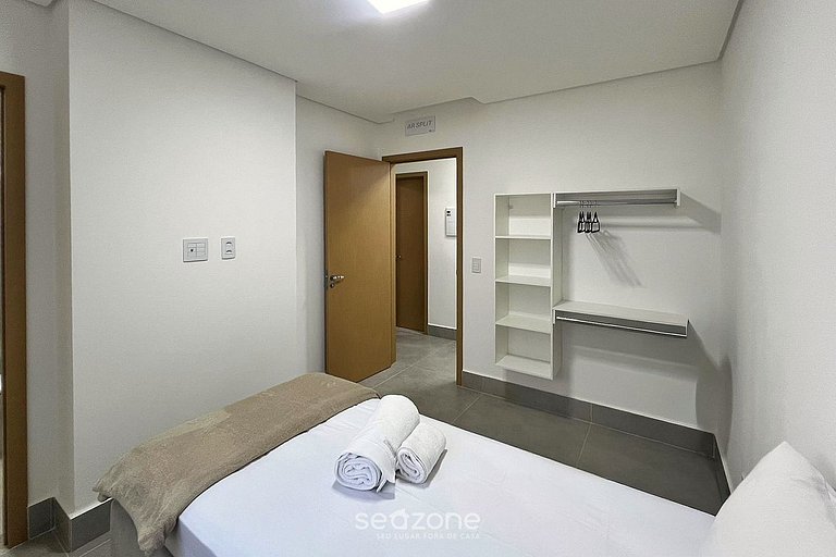 Apto. en Condo. c/ Piscina y Vista Cid. GRL0801