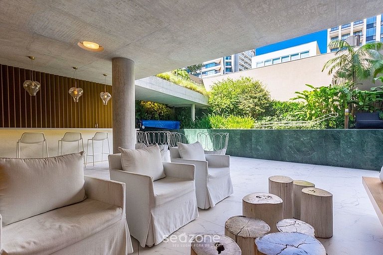 Apto. c/ Terraço em Cond. c/ Piscina FLI0022