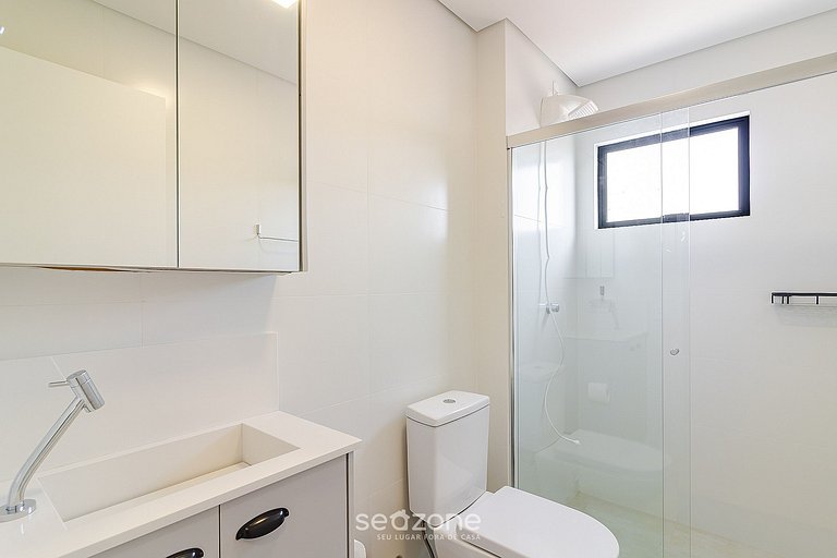 Apto. em Cond. c/ Piscina e churrasq. LAV0504