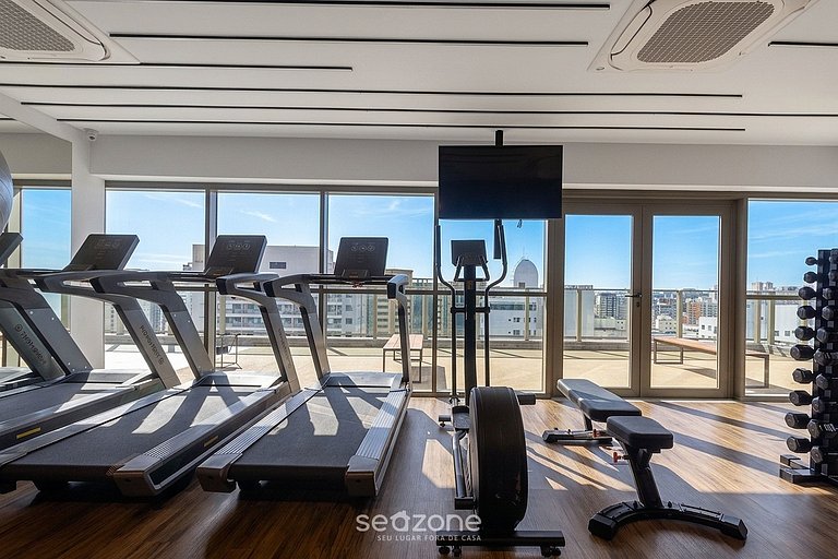 Studio em Cond. c/ Piscina e Vista Cid. BEM1402