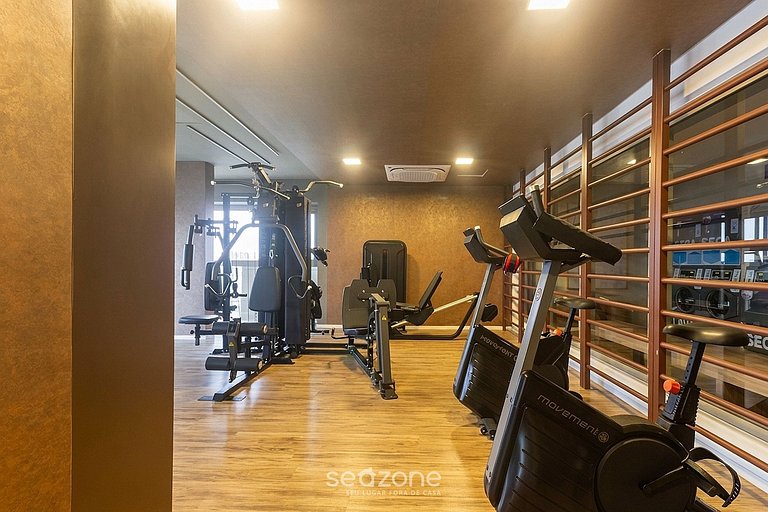 Studio em Cond. c/ Piscina e Vista Cid. BEM1402