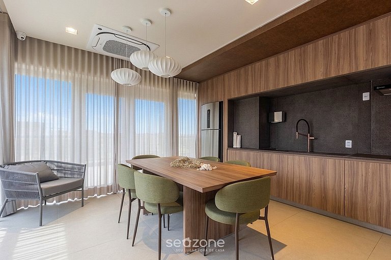 Studio em Cond. c/ Piscina e Vista Cid. BEM1402