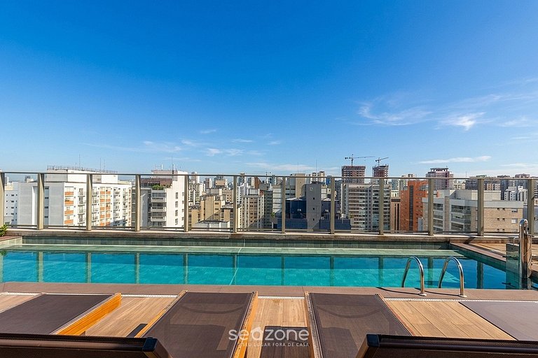 Studio em Cond. c/ Piscina e Vista Cid. BEM1402