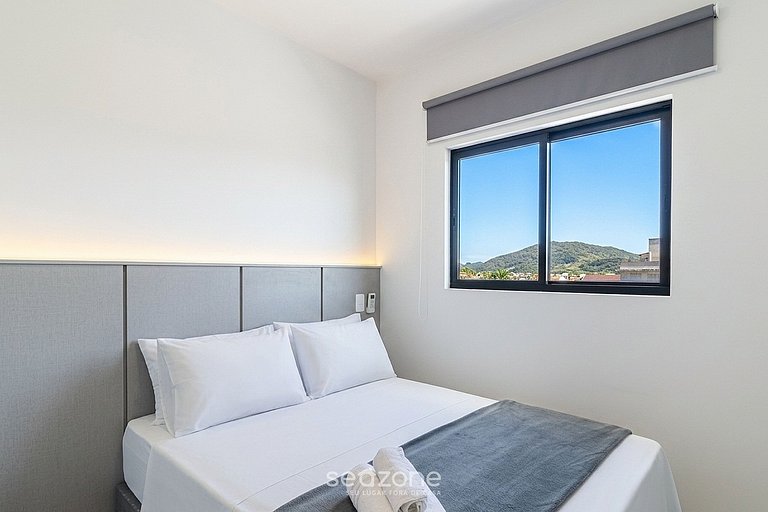 Apto. c/ parr. en Condo. c/ Piscina LAV0302