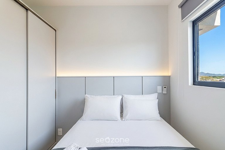 Apto. c/ parr. en Condo. c/ Piscina LAV0302