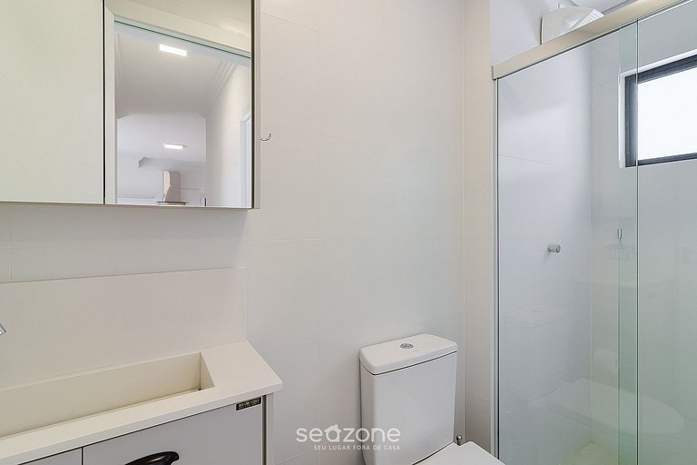 Apto. c/ parr. en Condo. c/ Piscina LAV0302
