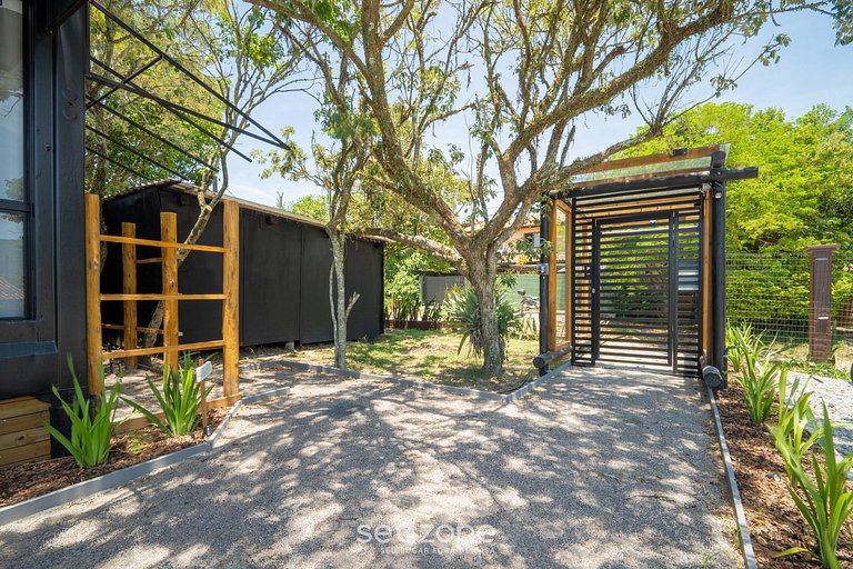 Studio em Cond. c/ Vista p/ Montanha SCJ0004