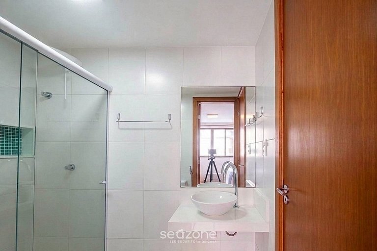 Apto. em Cond. c/ Piscina e vista Lago PDW0108