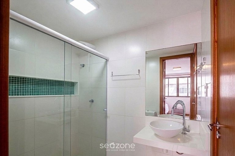 Apto. em Cond. c/ Piscina e vista Lago PDW0108