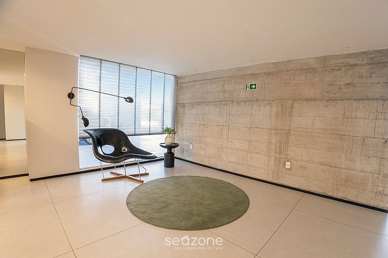 Apto. em Cond. c/ Piscina a 850m da Praia SRS1005