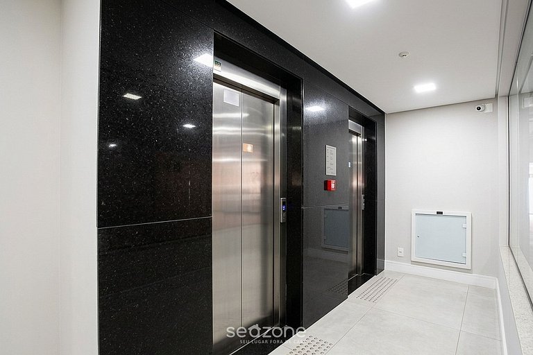 Apto c/ Rooftop e Piscina a 300m da Praia ELU0211