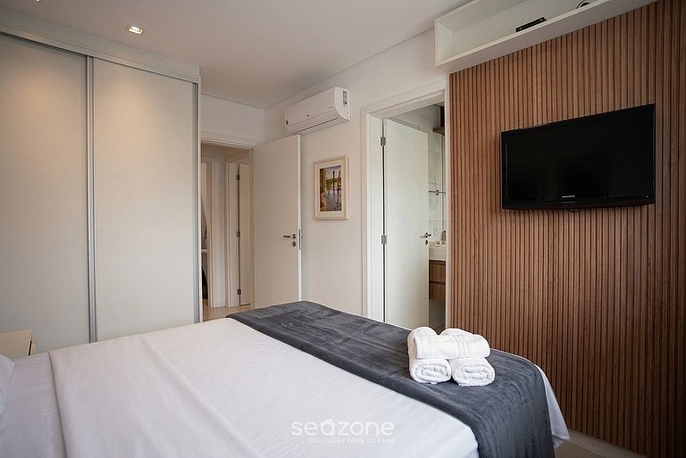 Apto. c/ parr. en Condo. c/ Piscina COP0205