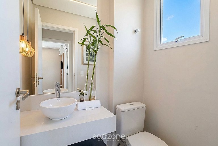 Apto. c/ parr. en Condo. c/ Piscina COP0205