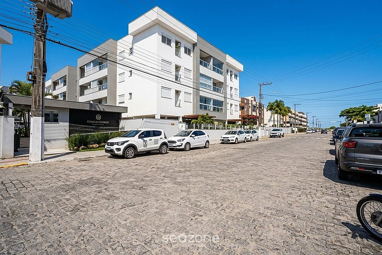 Apto. c/ parr. en Condo. c/ Piscina COP0205