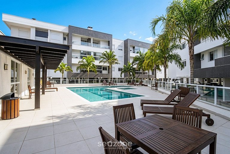 Apto. c/ parr. en Condo. c/ Piscina COP0205