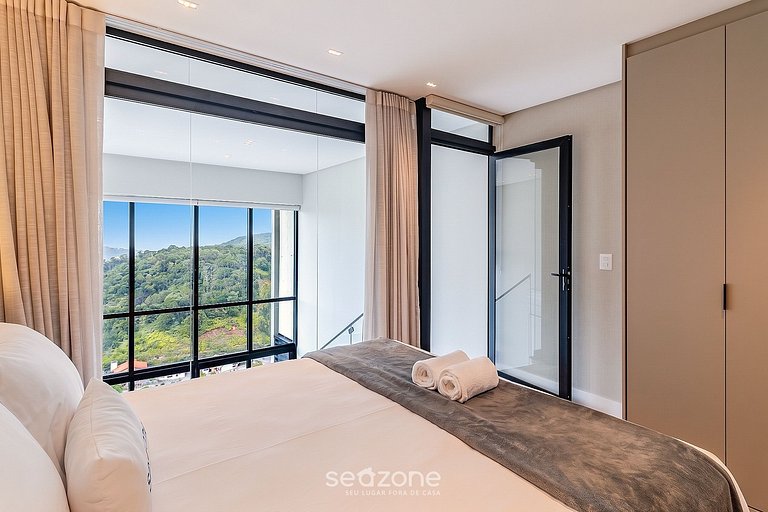 Apto. em Cond. c/ Vista p/ Cidade SKY2705