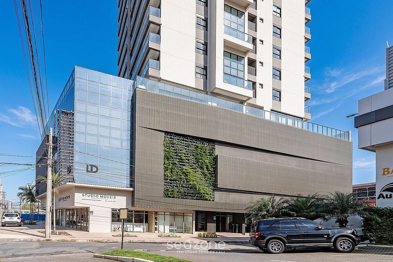 Apto. em Cond. c/ Vista p/ Cidade SKY2705