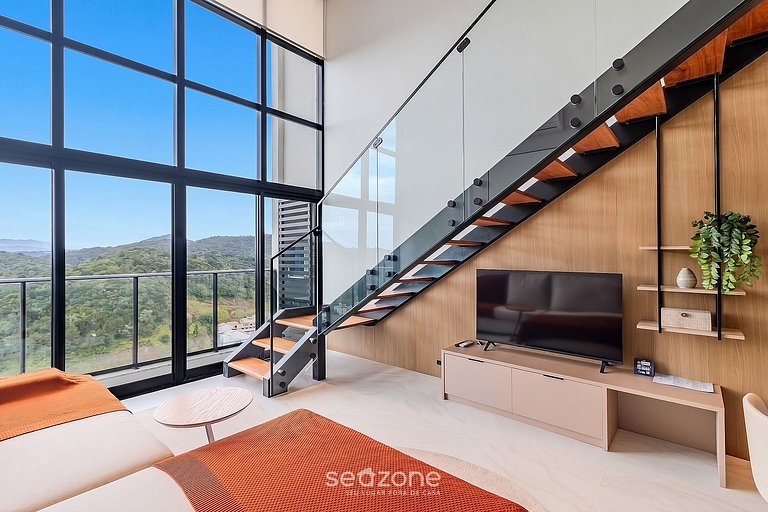 Apto. em Cond. c/ Vista p/ Cidade SKY2705