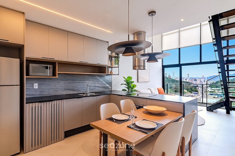 Apto. em Cond. c/ Vista p/ Cidade SKY2705