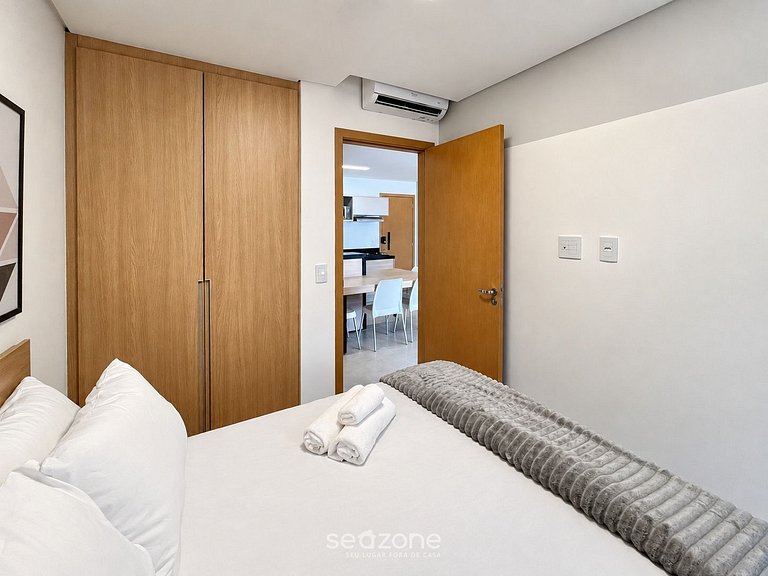 Apto. en Condo. c/ Piscina en Centro GRL1002